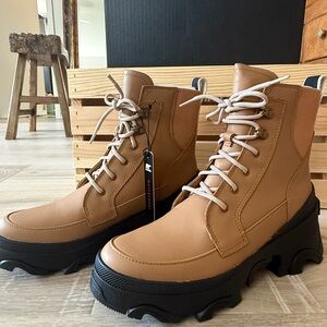 Sorel Brex Tan Lace-Up Women's Boots